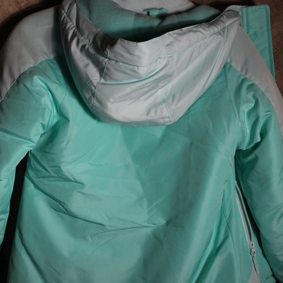 Girls jacket/coat (Medium) - Picture 3 of 6